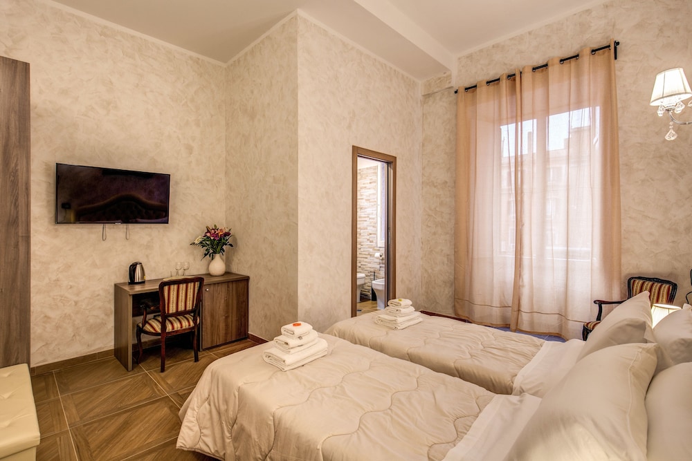 Amici Guesthouse 13/40