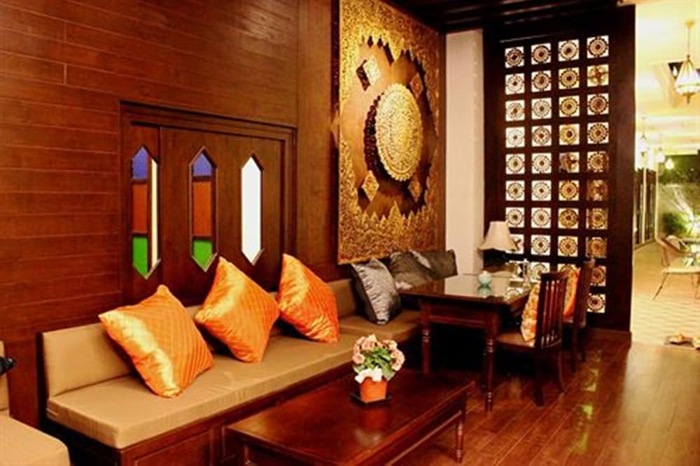 Baan Ratchiangsaen 42/56