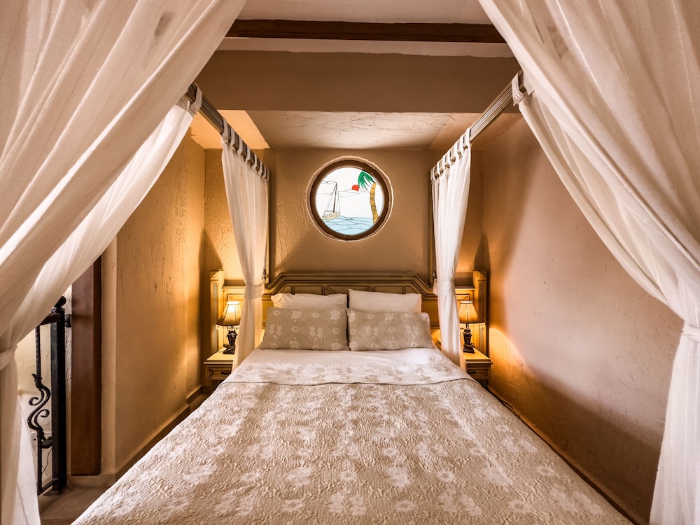 The Olive Tree Studios - Adults Only 10/50