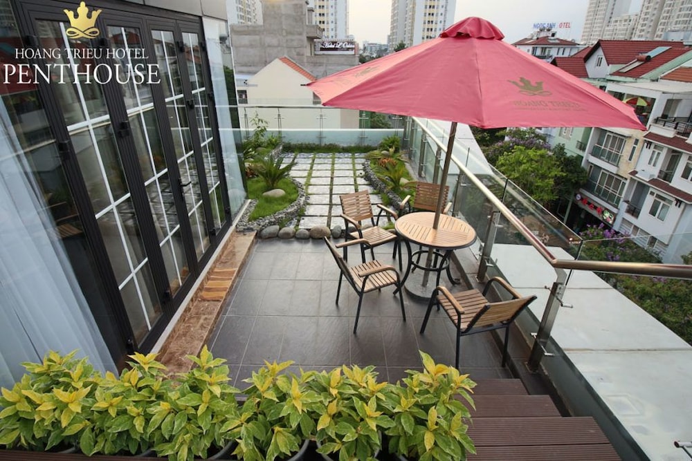 Hoang Trieu Hotel 47/49