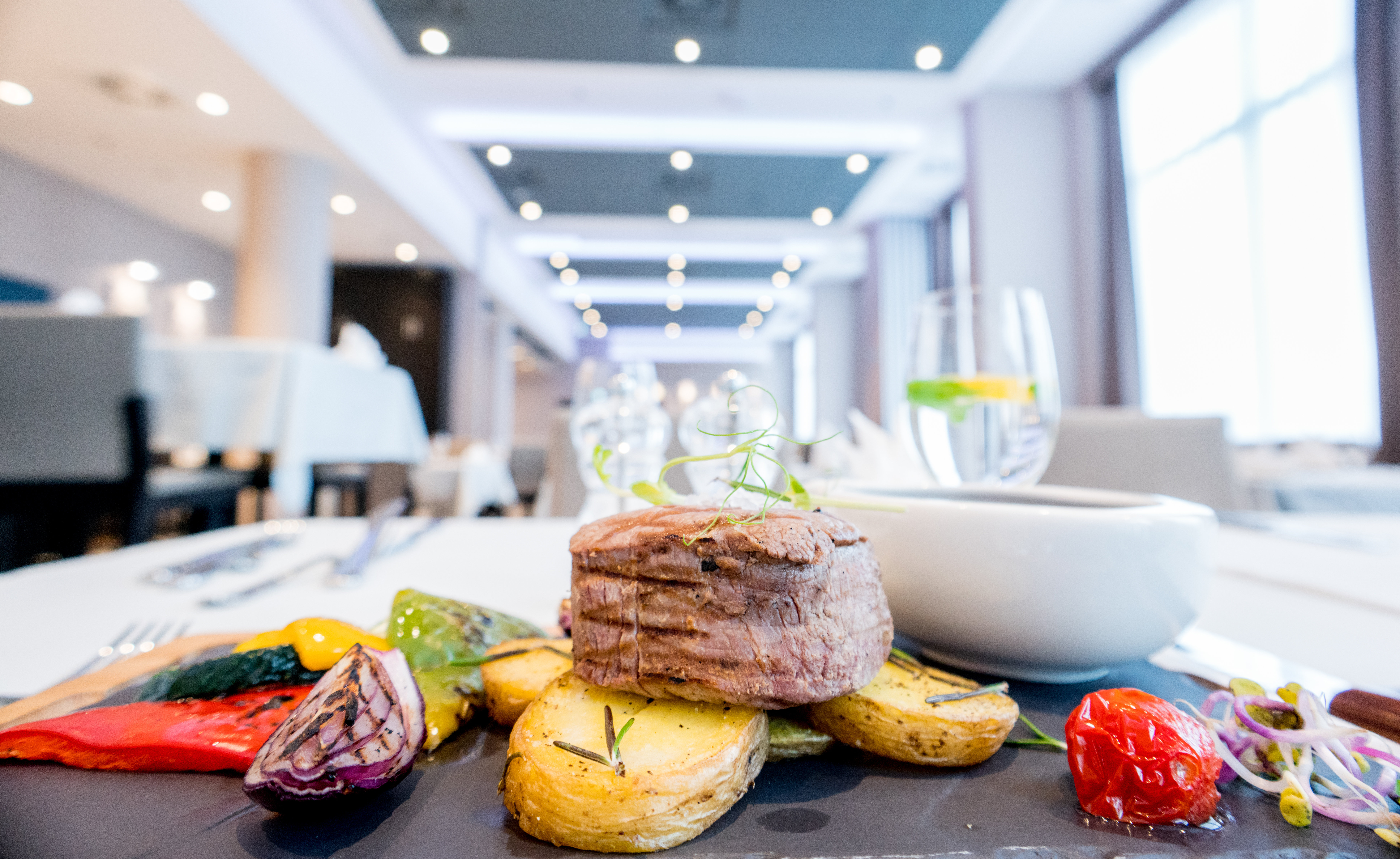 HOLIDAY INN DABROWA GORNICZA 56/75