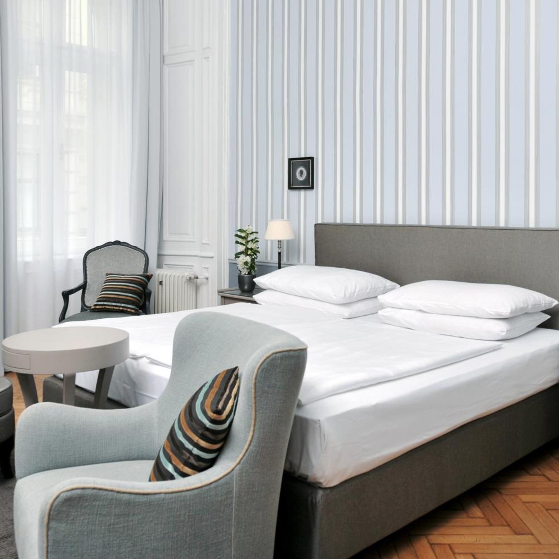 Room, Double Bed, Large
