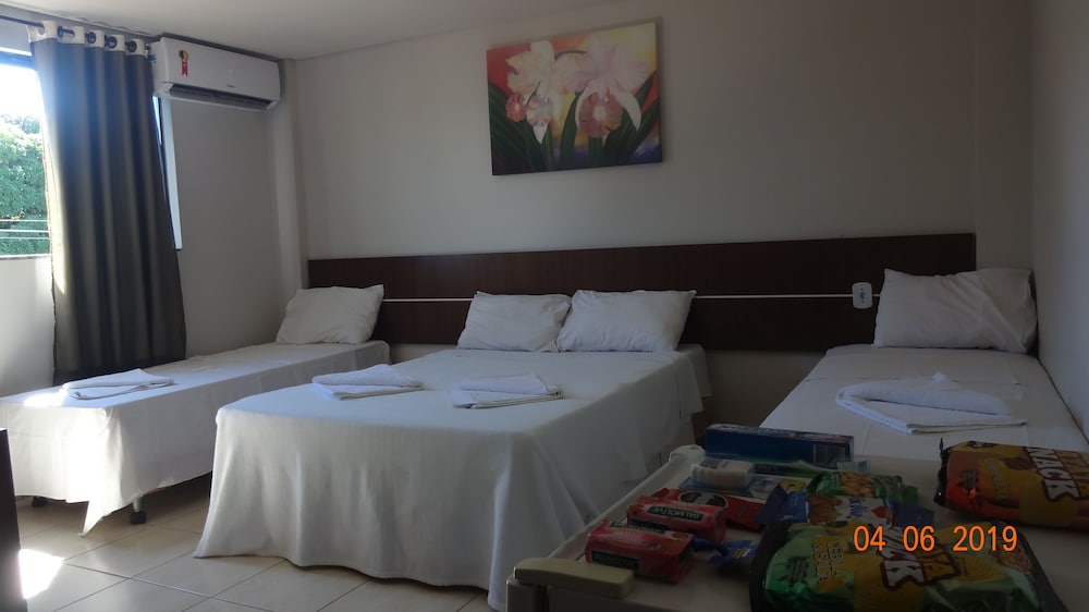 Almeidas Hotel 27/28