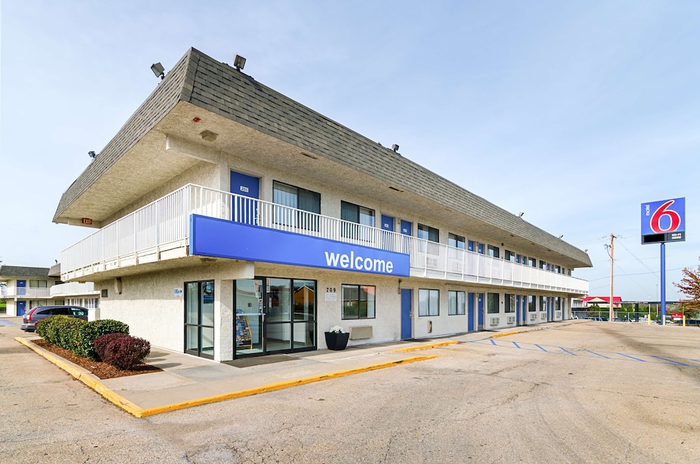 Motel6 Topeka, KS - Northwest 1/54