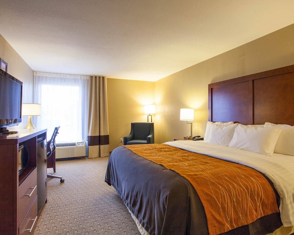 Quality Inn & Suites I-40 East 21/59