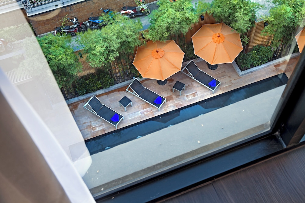 Galleria 12 Sukhumvit Bangkok by Compass Hospitality 10/50