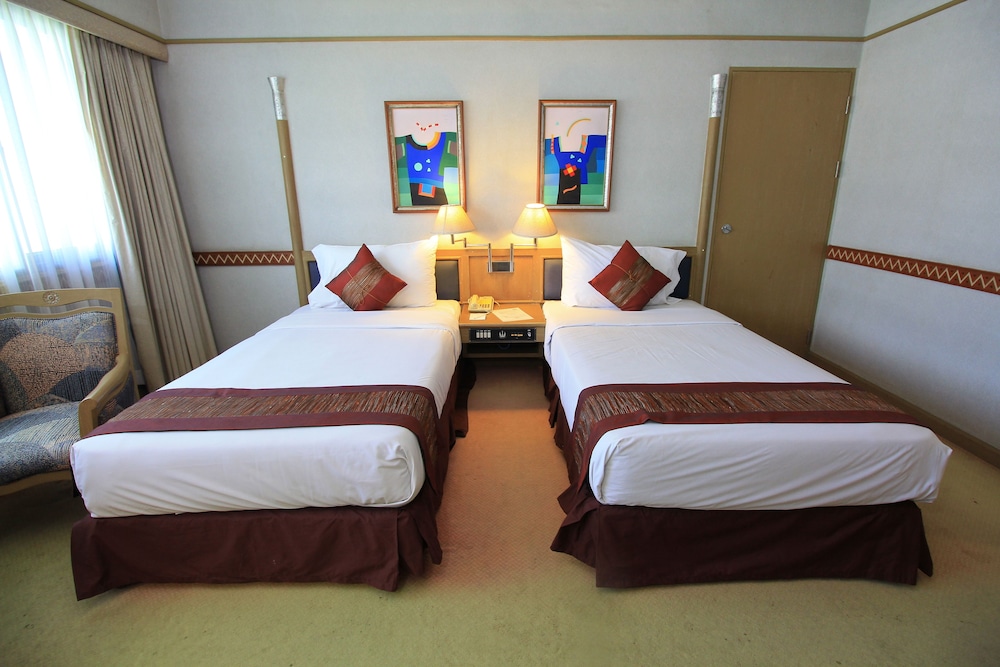 Chiangmai Hill 2000 Hotel 15/69