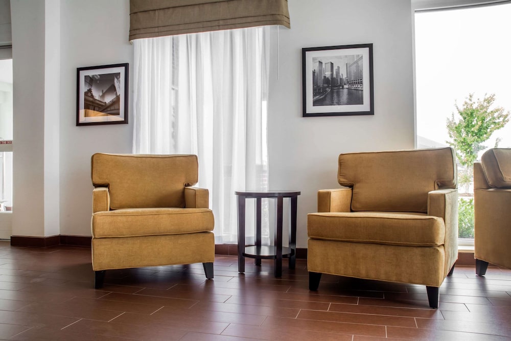Sleep Inn & Suites Syracuse Airport 30/40