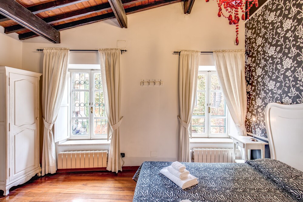 The House In Trastevere 15/48