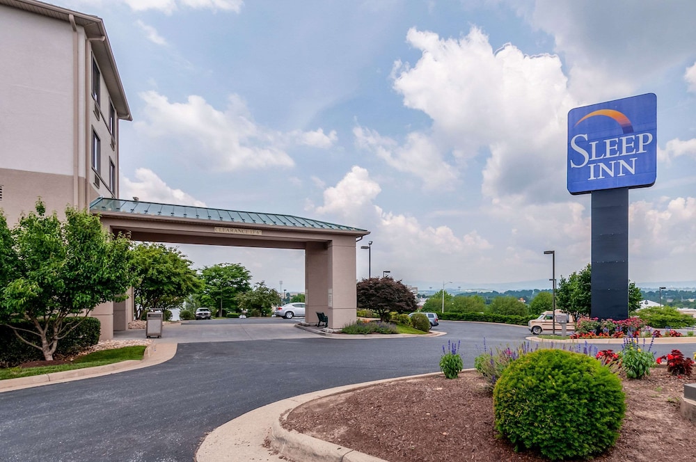 Sleep Inn and Suites Harrisonburg Near University 4/38