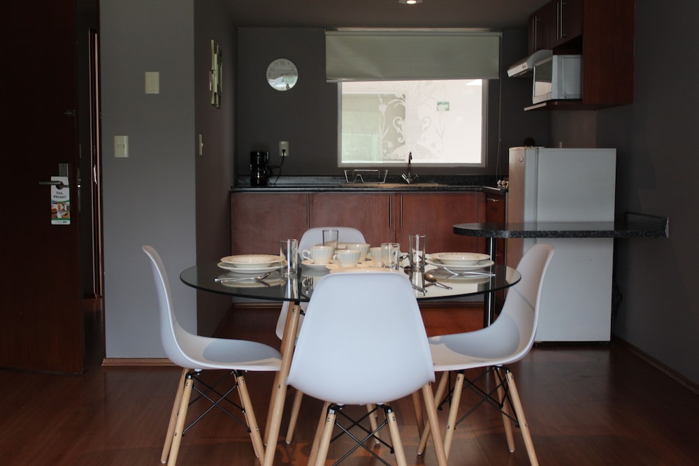 Suites Hipolito Taine 41/50