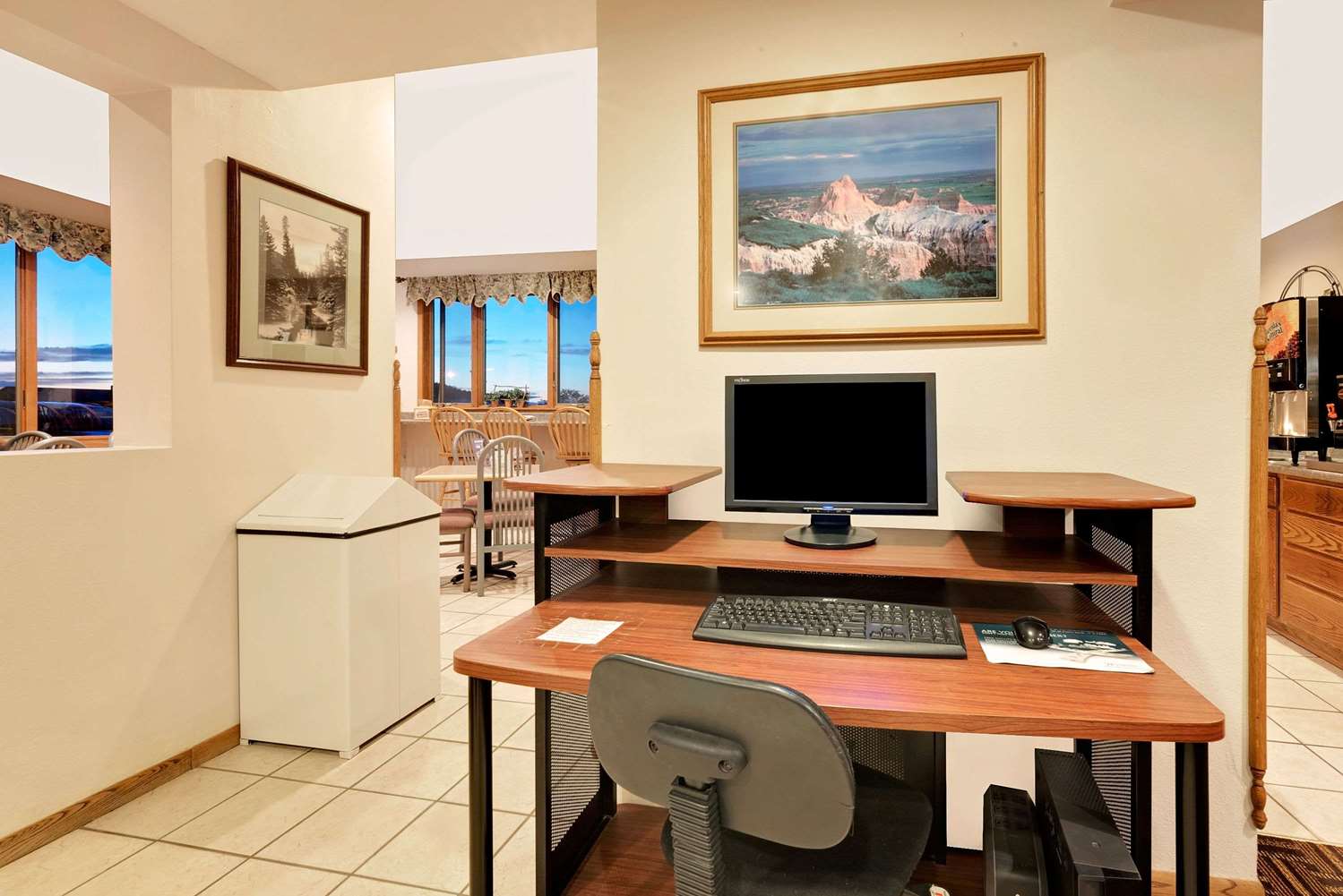Fairbridge Inn And Suites 4/5