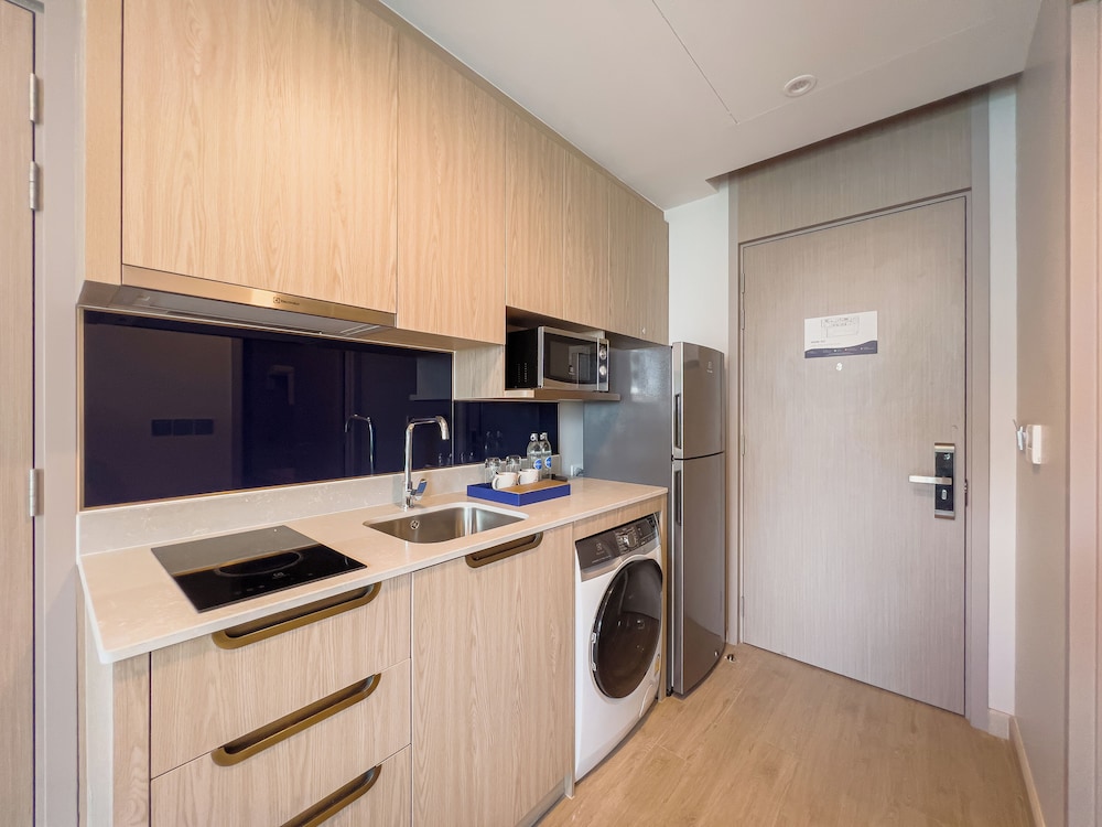 S. Sriracha Hotel and Residence 36/50