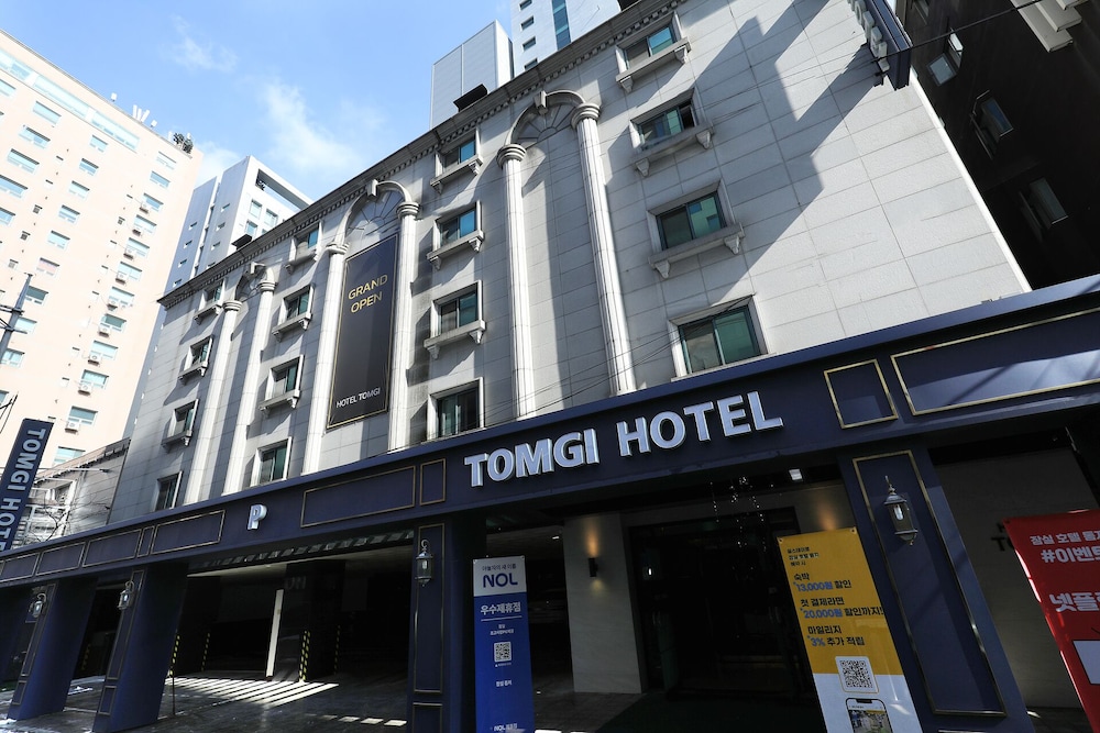 Hotel Tomgi 3/99