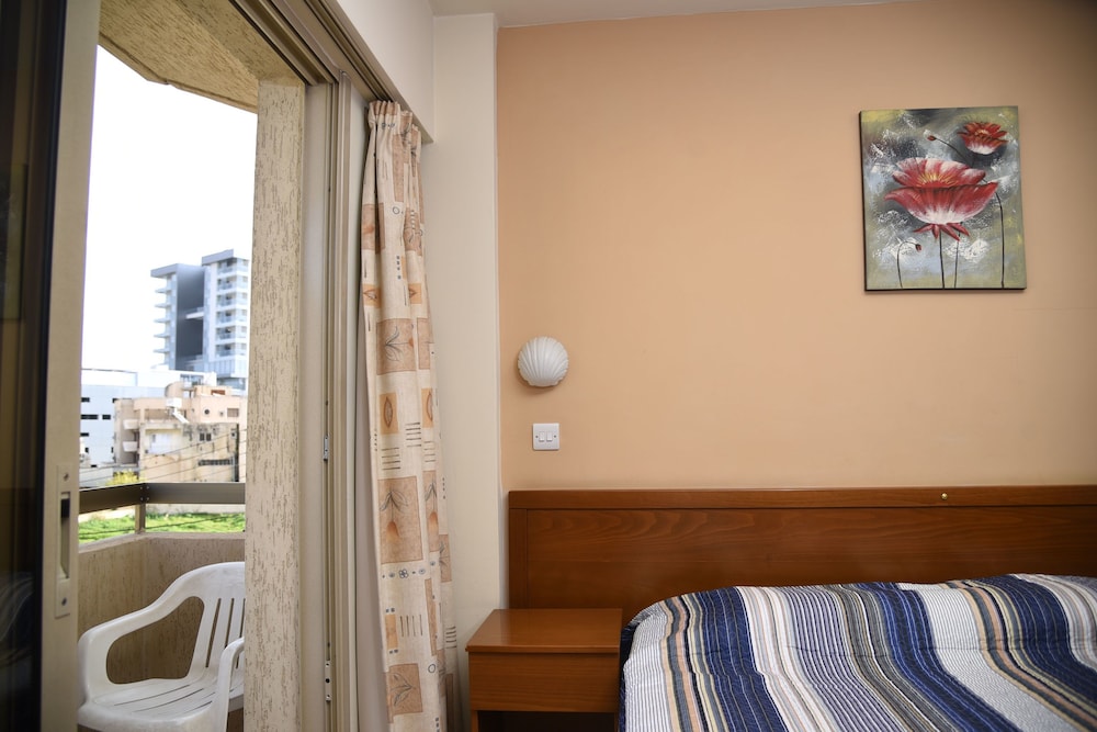 Elysso Hotel 31/60