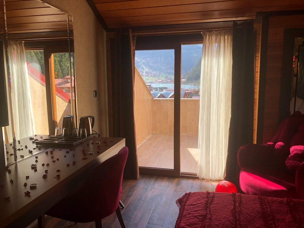Inanlar Garden Hotel & Bungalow 36/58