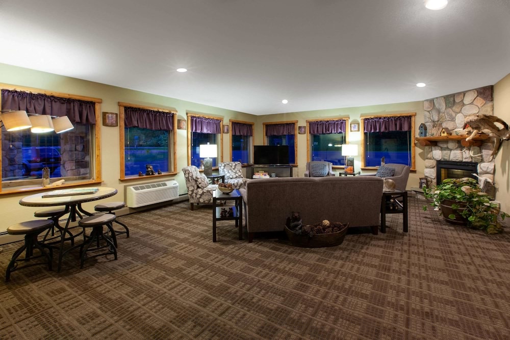 Americinn By Wyndham Silver City 22/41