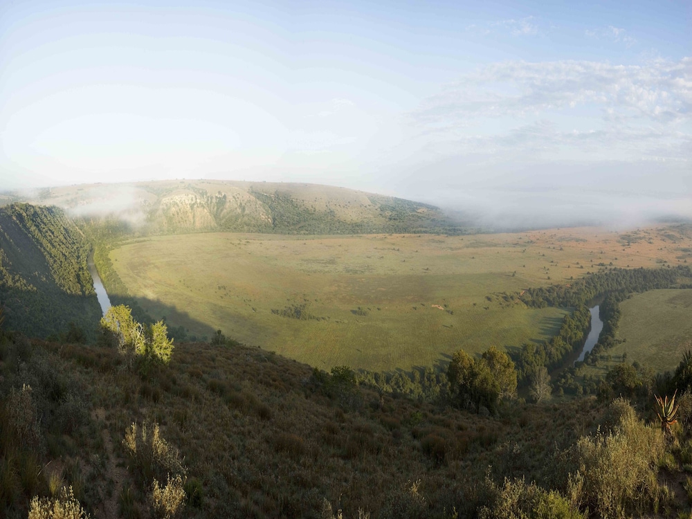 Hlosi Game Lodge 62/73