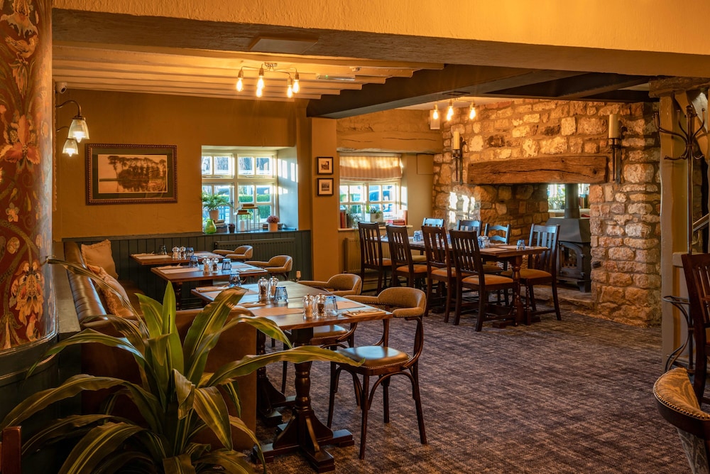 The Bowl Inn 21/31