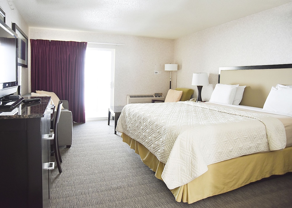Elite, King Bed, Mountain Side, River View