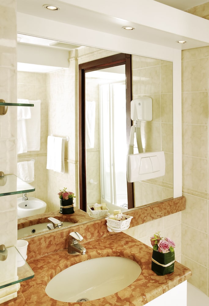 Aparthotel Adagio Rome Vatican 27/79