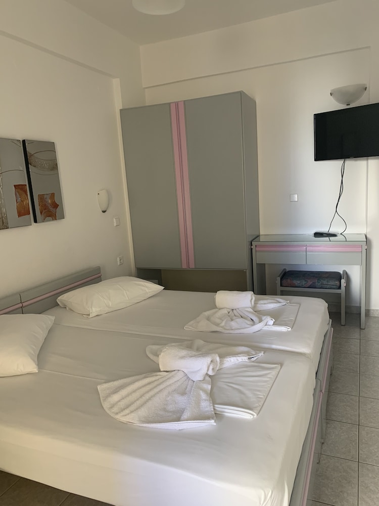Ermis Suites 10/51