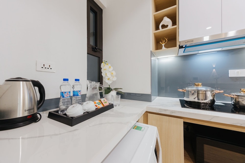 Wisteria Luxury Apartment 49/50