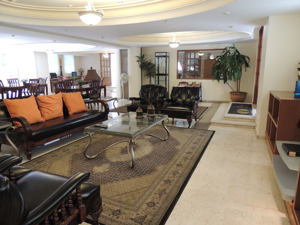 SUITES OBELISK 42/65