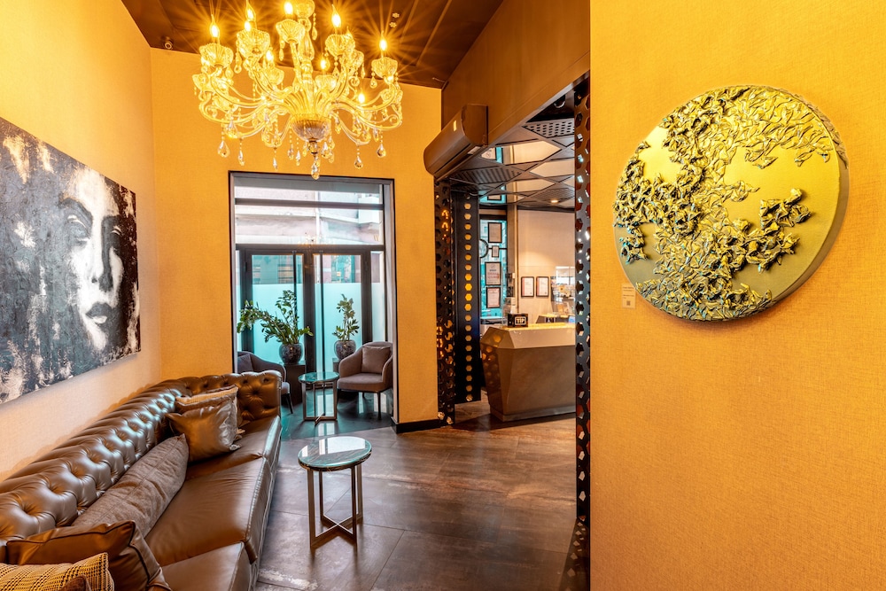 The Haze Hotel Karakoy 52/68