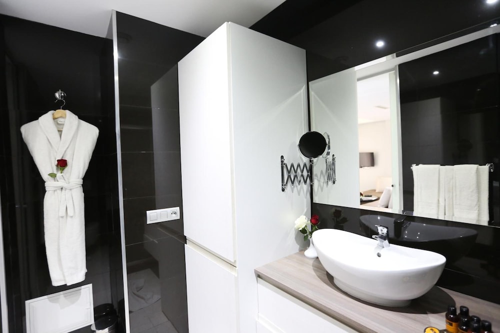 Fourteen Luxury Boutique Hotel Spa 47/49