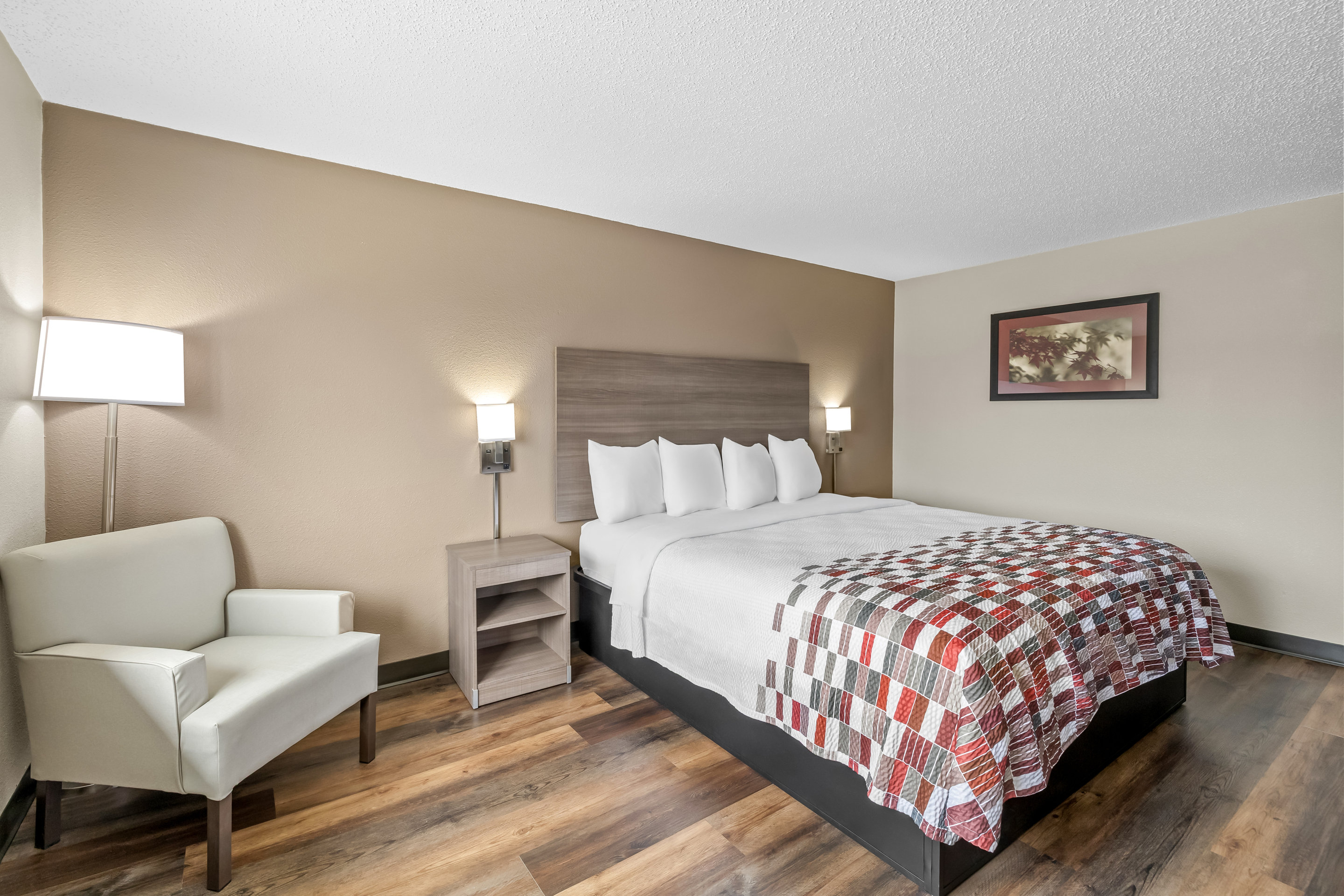 Red Roof Inn Ames 11/35