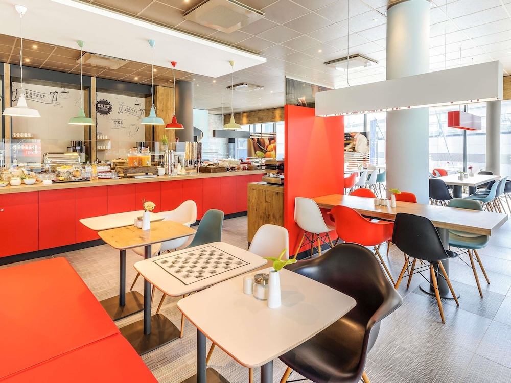 Ibis Wien Hauptbahnhof 45/69
