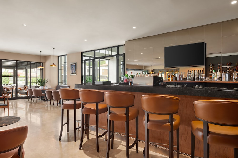 Ramada by Wyndham Izmir Aliaga 37/48