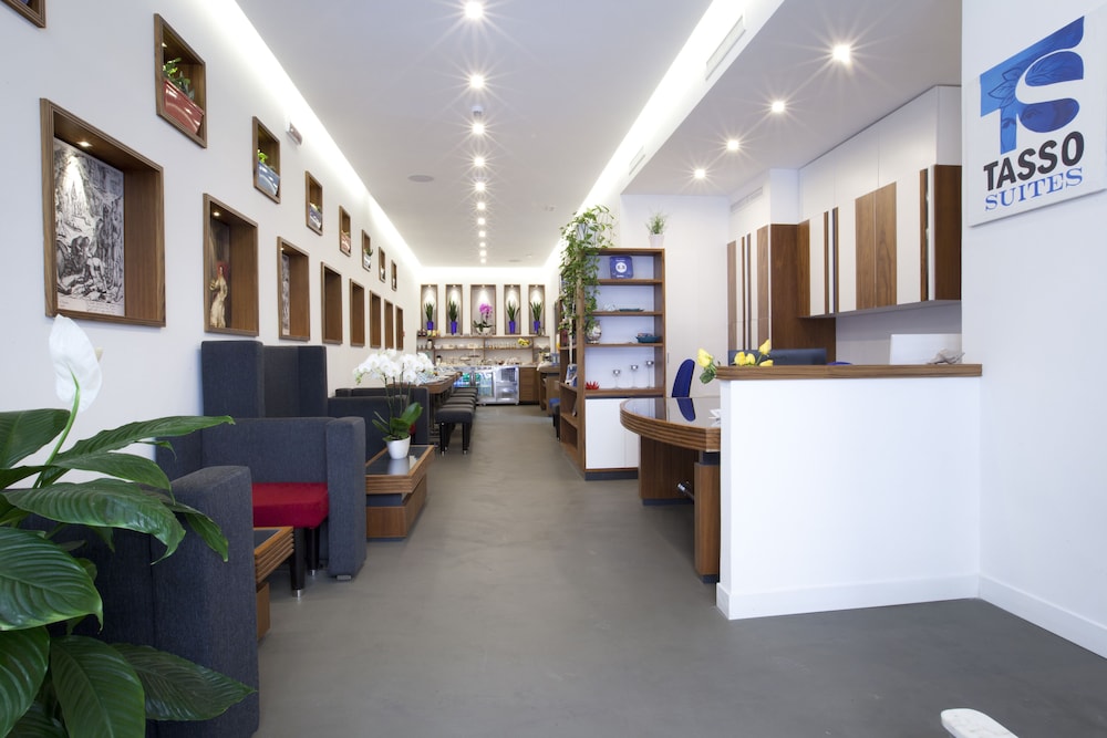 Tasso Suites 52/71