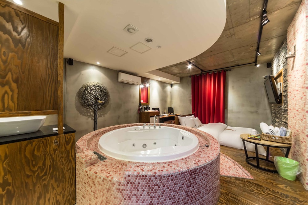 Hotel Yaja Yeongdeungpo 37/50