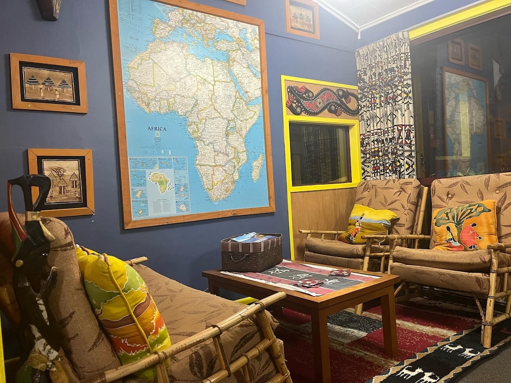 Global Village Backpackers 18/34