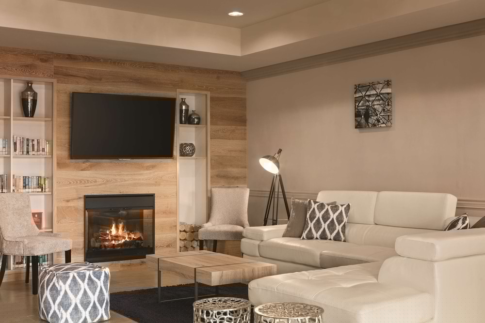 Country Inn and Suites by Radisson Tampa Airport North FL 33/48