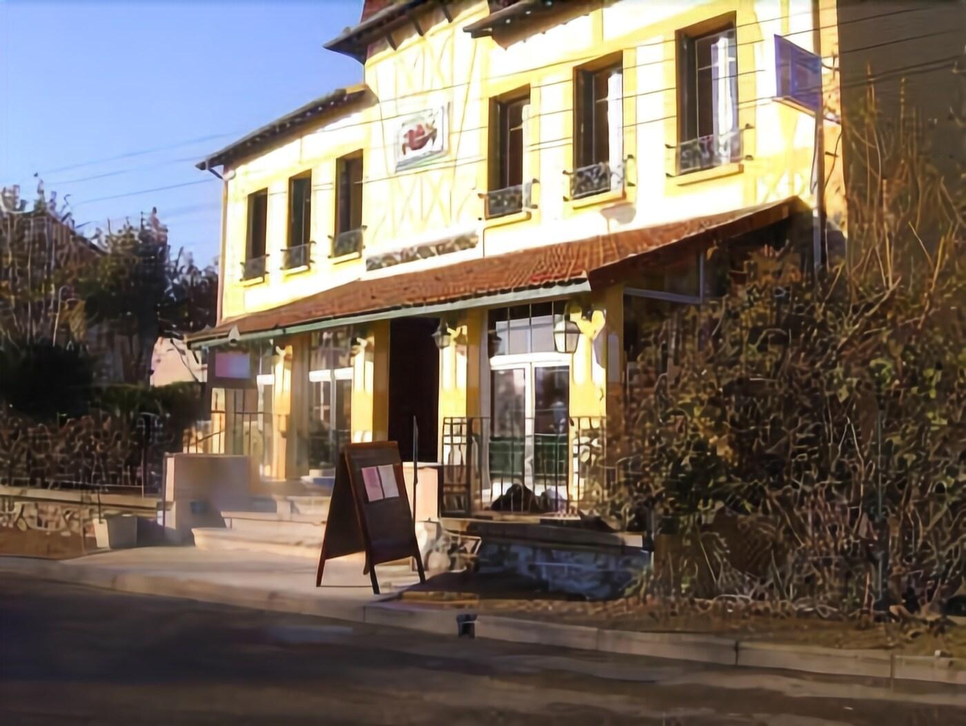 Auberge Des Ecluses 6/27