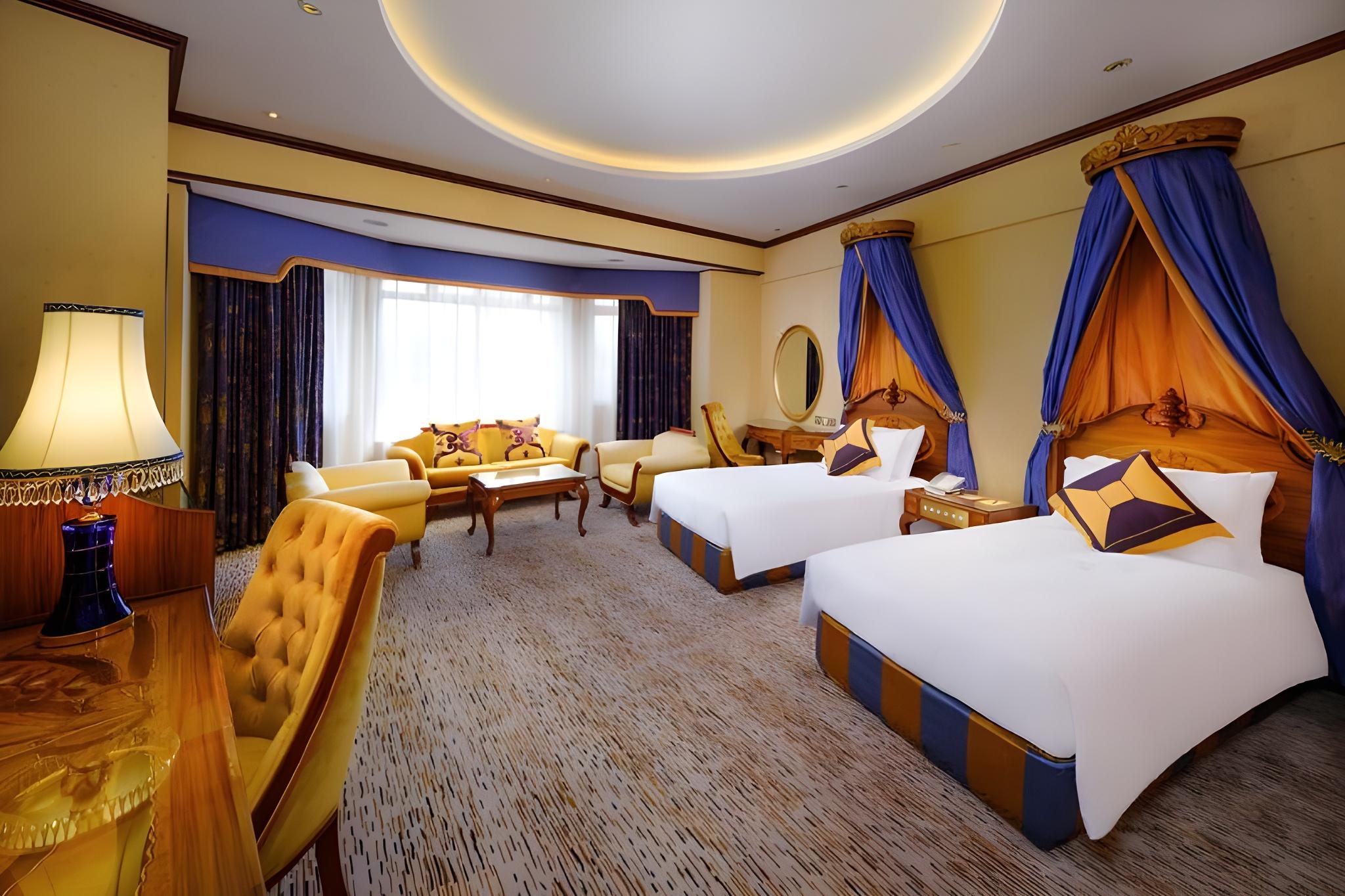 ROOM, TWIN BEDS, ROYAL TOWER