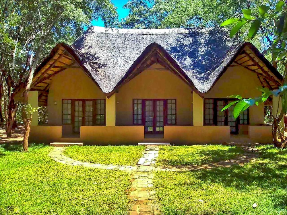 Bushfront Lodge 40/46