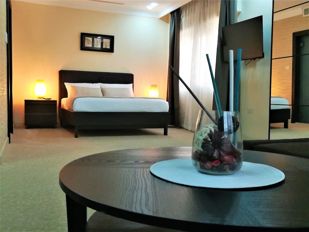Albasem Hotel 11/22
