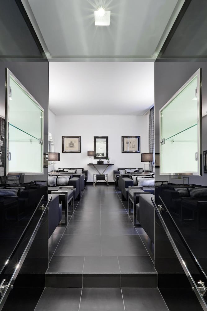 LHP Hotel Napoleon 54/64