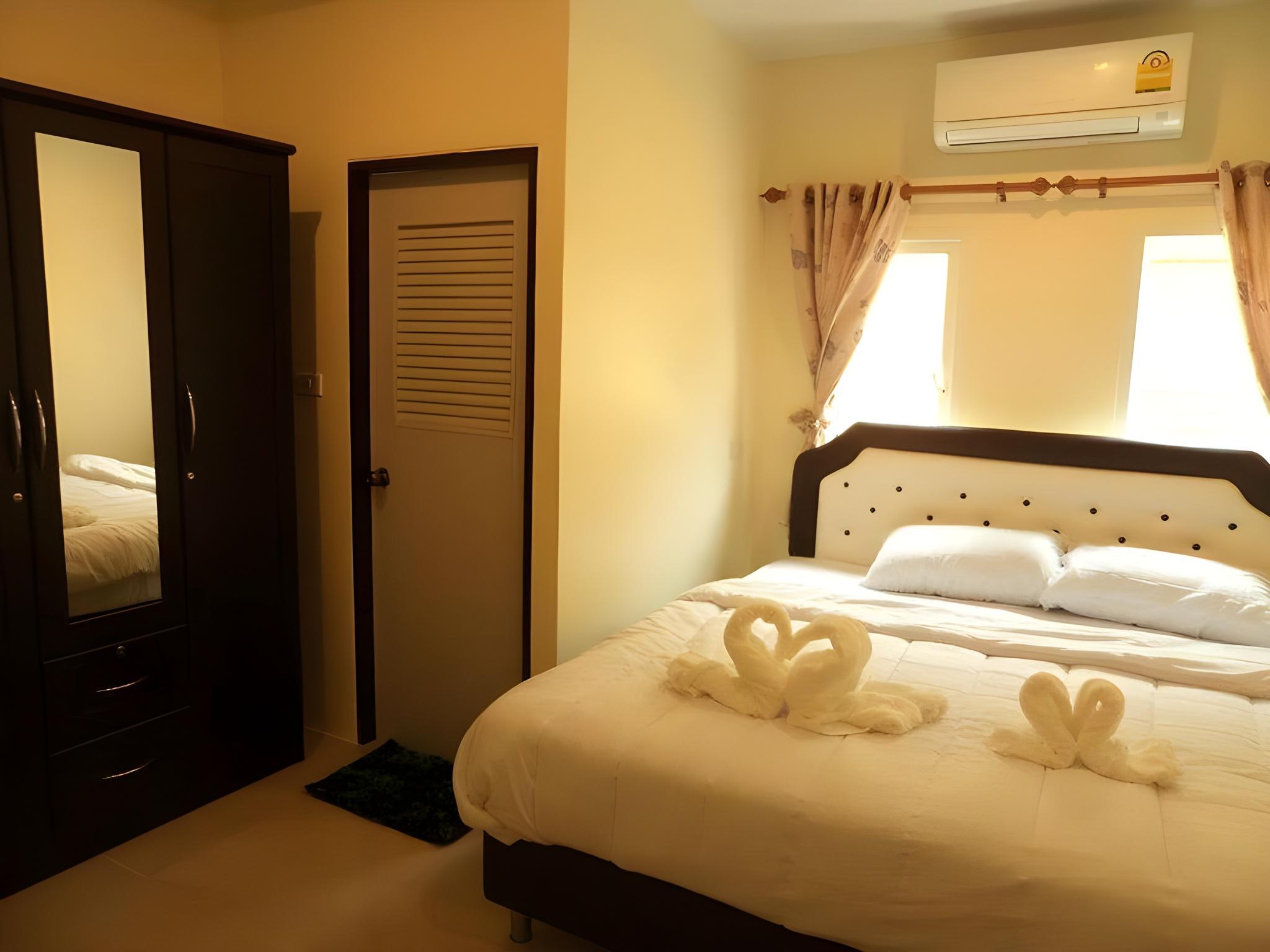 Bann Lom Le Huahin 10/51