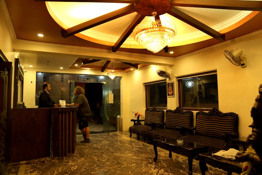 Green Hotel 29/49