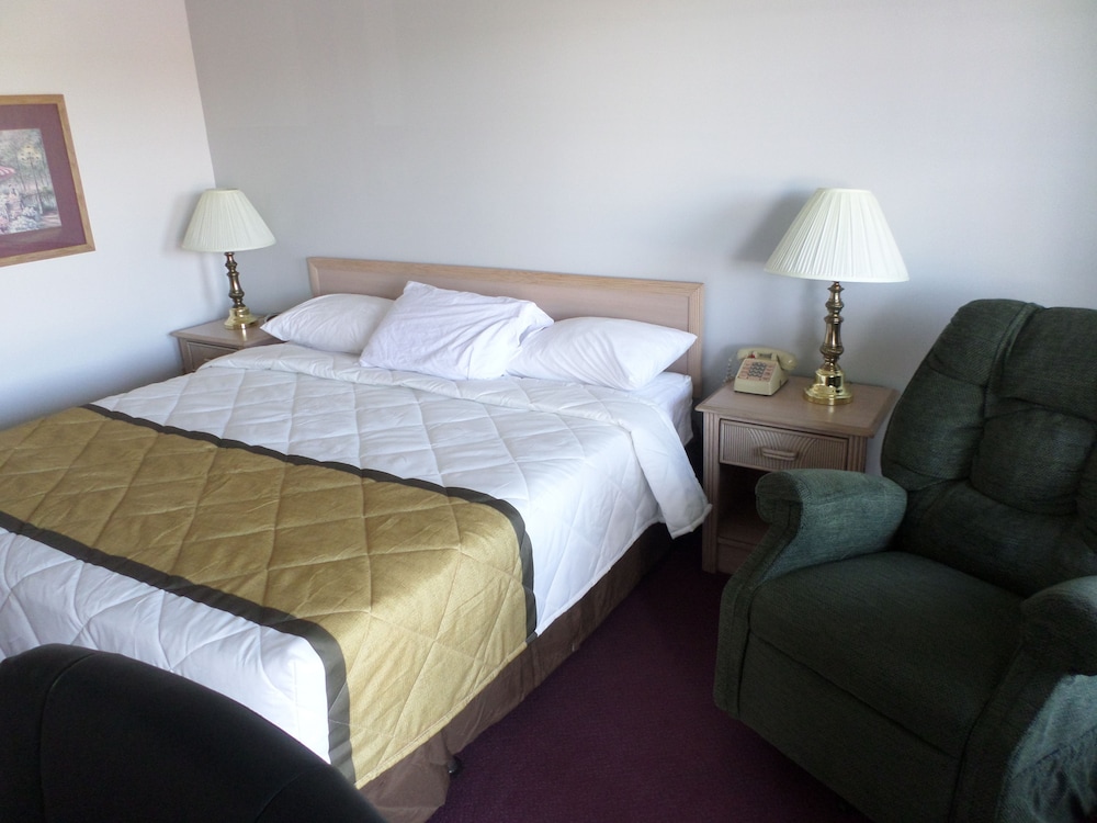 A Richland Inn Lewisburg 19/49