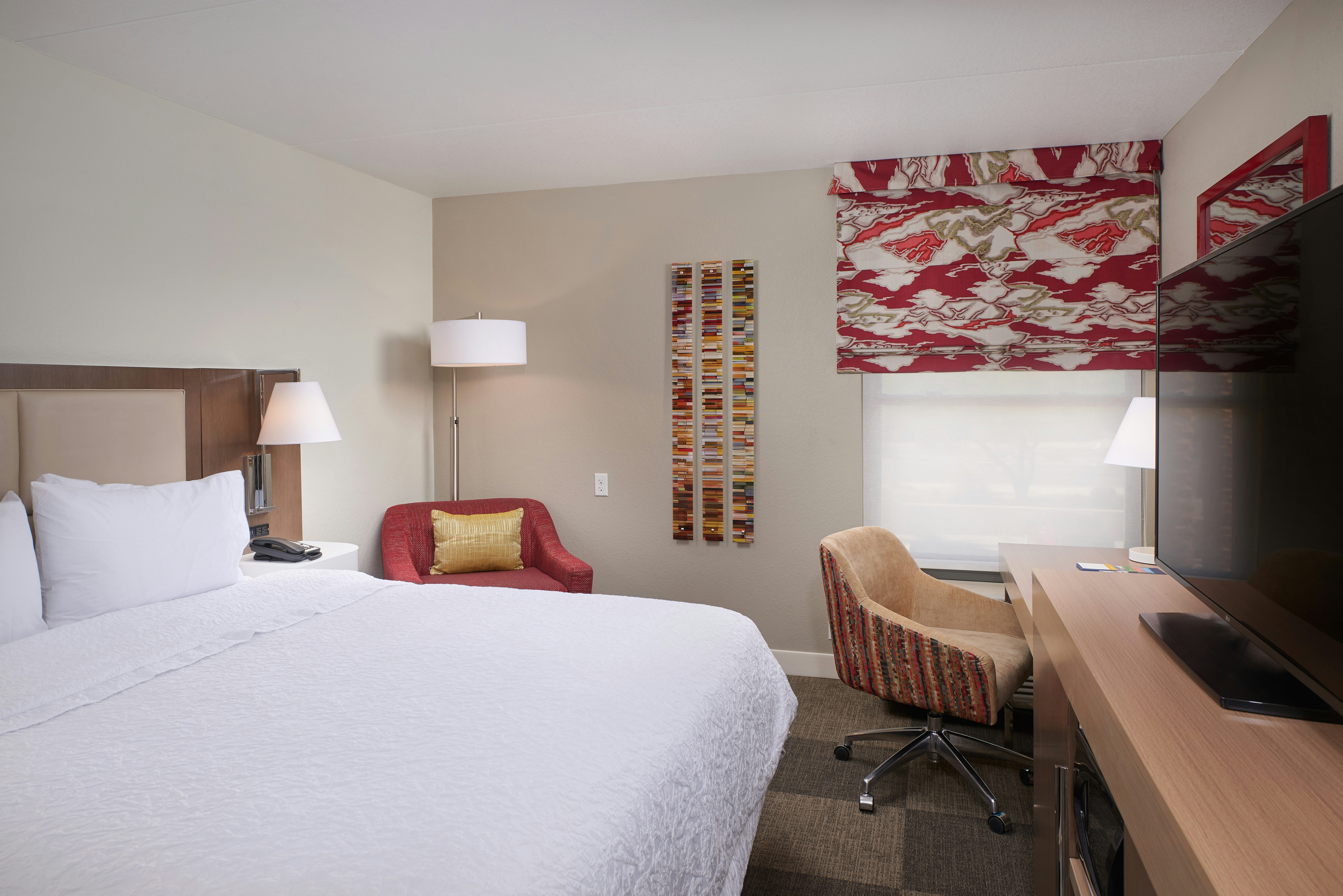 ROOM, KING BED