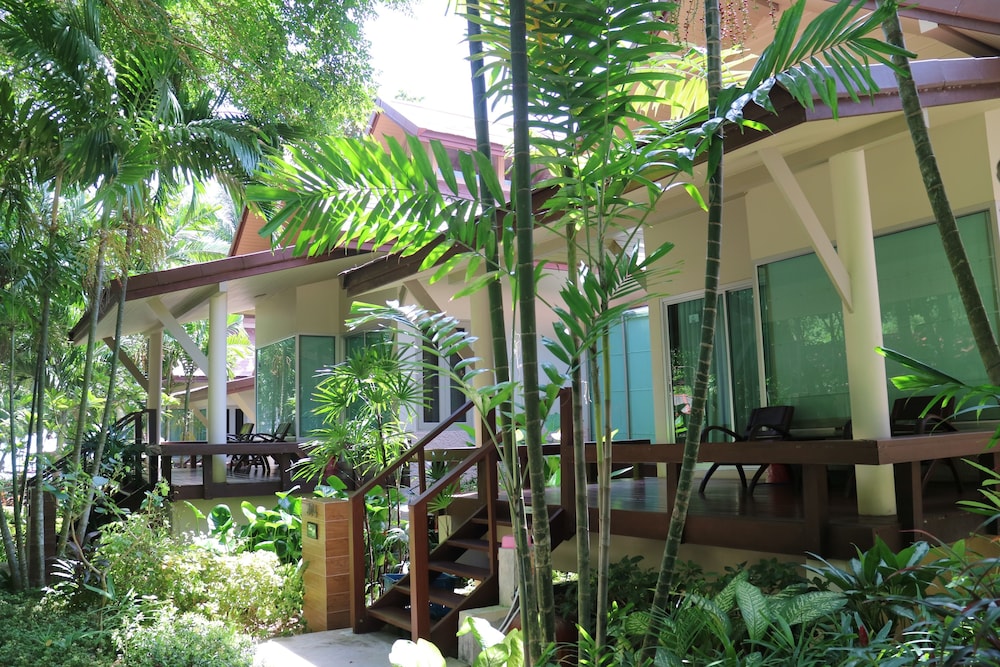 Palita Lodge 6/73