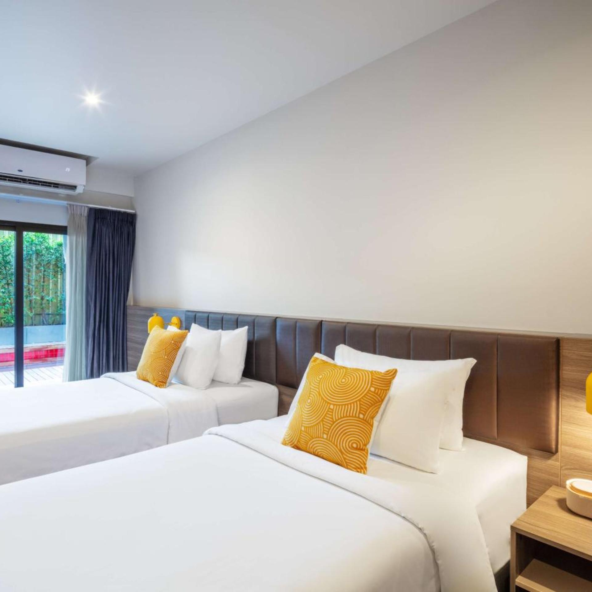Deluxe, Single Bed, Pool Side