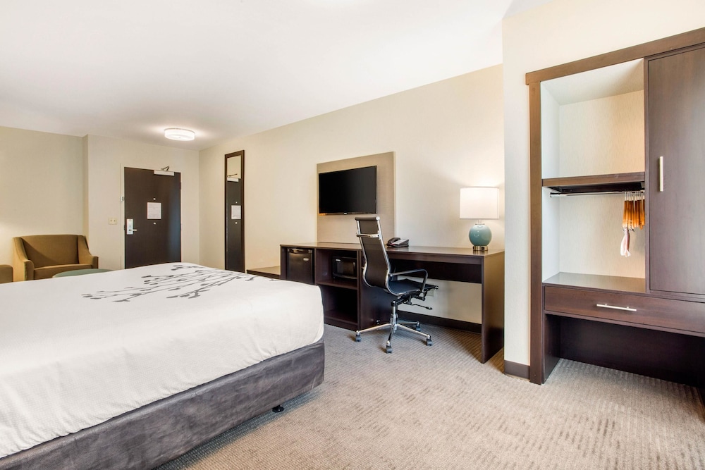 جناح بسرير كينج، Sleep Inn & Suites Monroe - Woodbury 2/7