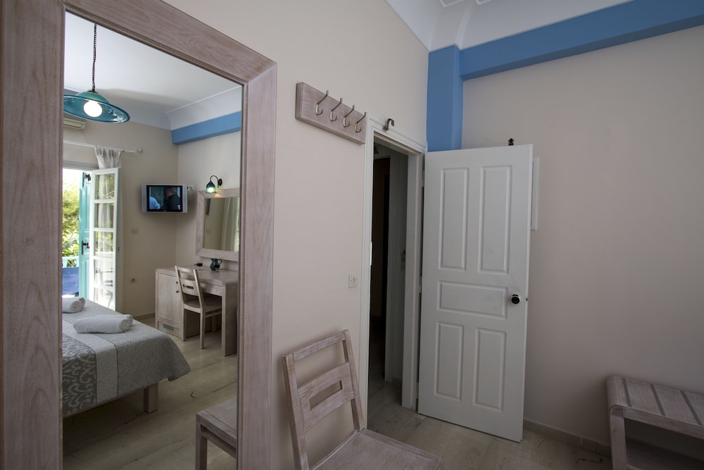 ANDREAS HOTEL 44/44